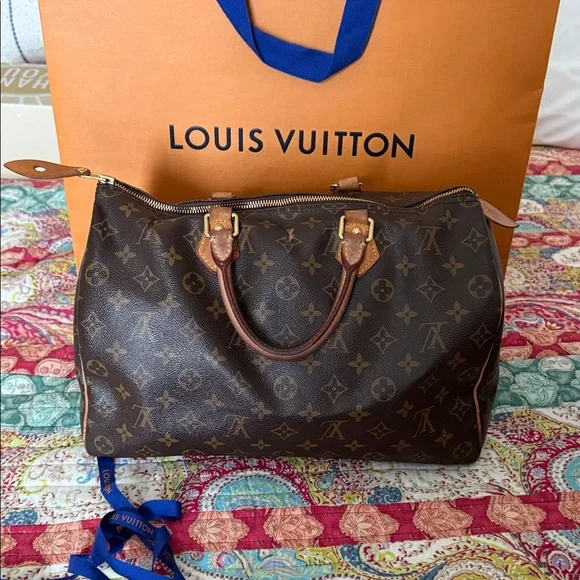 Louis Vuitton Monogram Speedy 35 Satchel - Brown & Tan - Picture 4 of 17